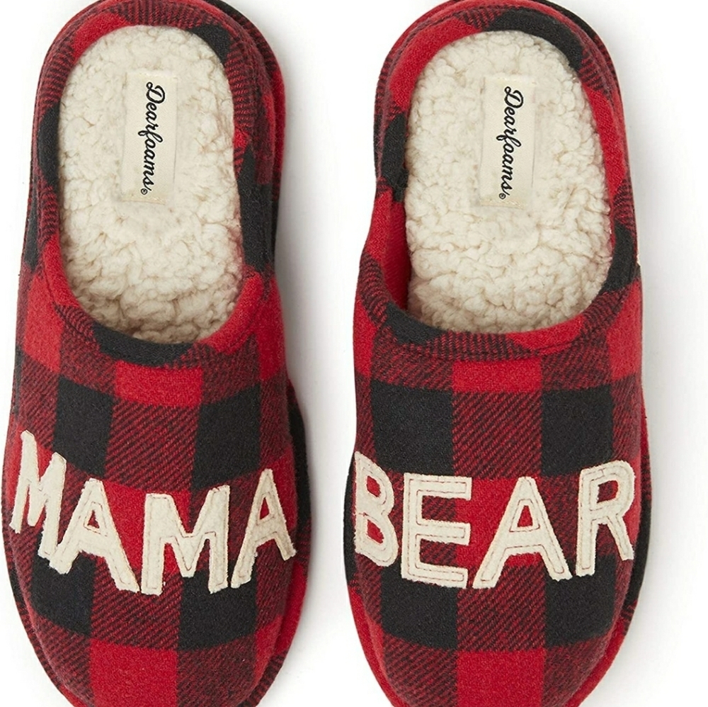 Dearfoams fuzzy mama bear Slippers
